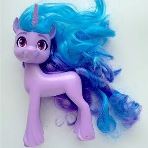 7” My Little Pony Unicorn Izzy Moonbow - EUC